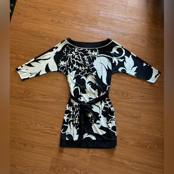 White House Black Market Dress - Picture 8 of 9